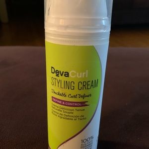 DevaCurl Styling Cream: Touchable Curl Definer